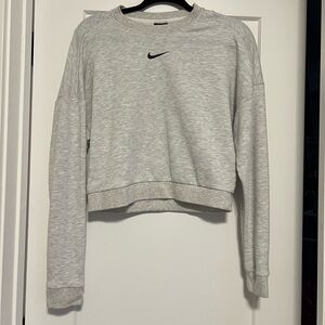 Nike Dri-fit Back Cutout Pullover size M